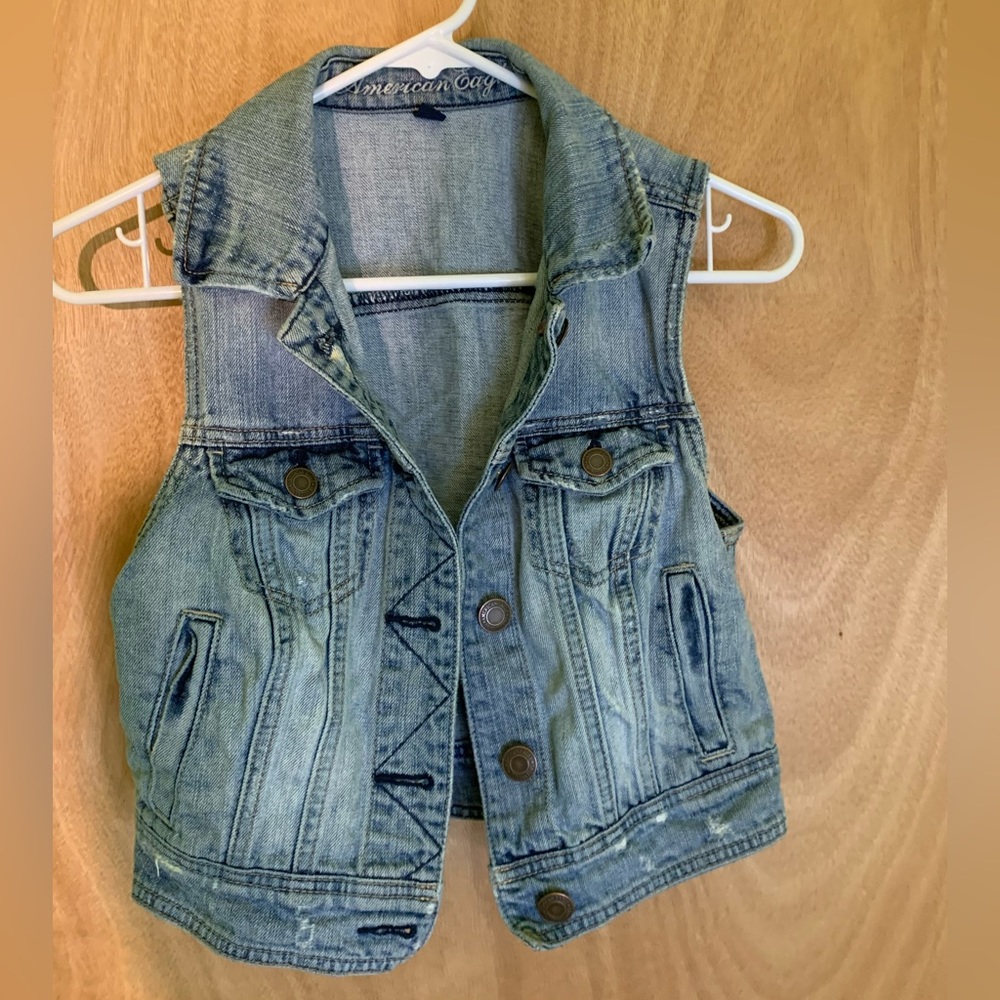 Cropped cutoff Jean jacket (American Eagle, Size S)
